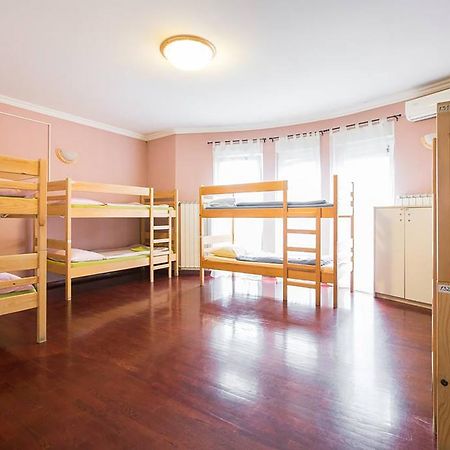 The Wallaby House Hostel Загреб Екстериор снимка